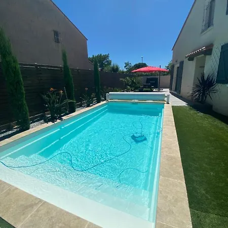 Villa Jolie Climatisée Piscine Chauffée *